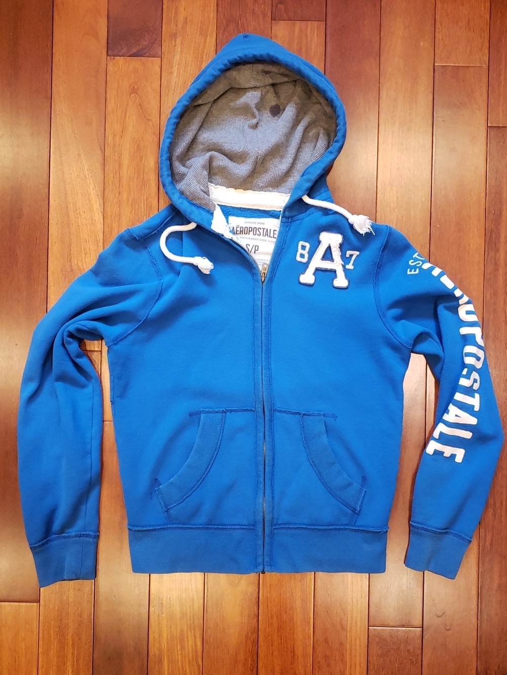 Aeropostale full zip hoodie sweatshirt. Men's Size Small